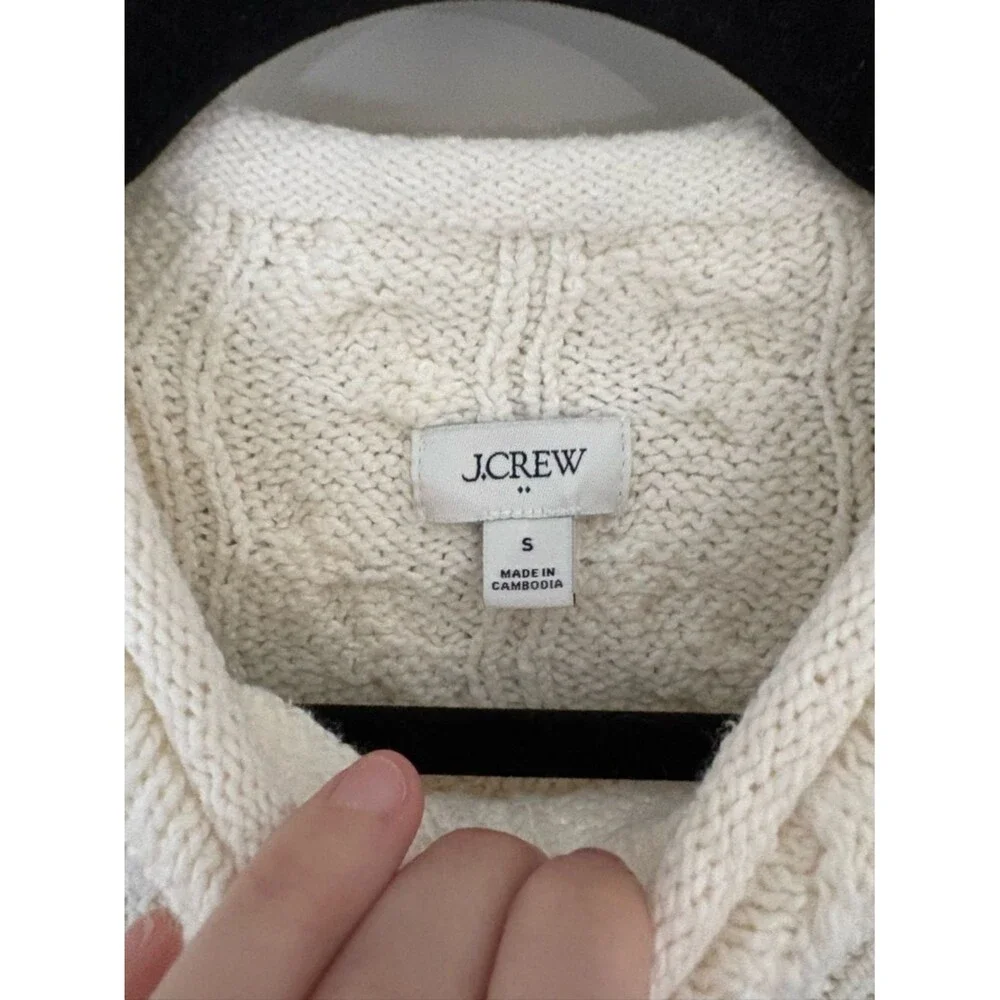 J.Crew Cream Cable Knit Sweater Size Small Cozy Classic Pullover